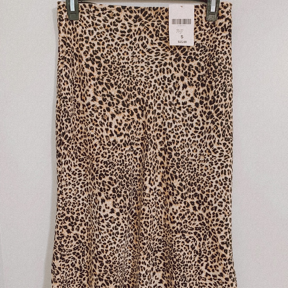 MIDI SKIRT